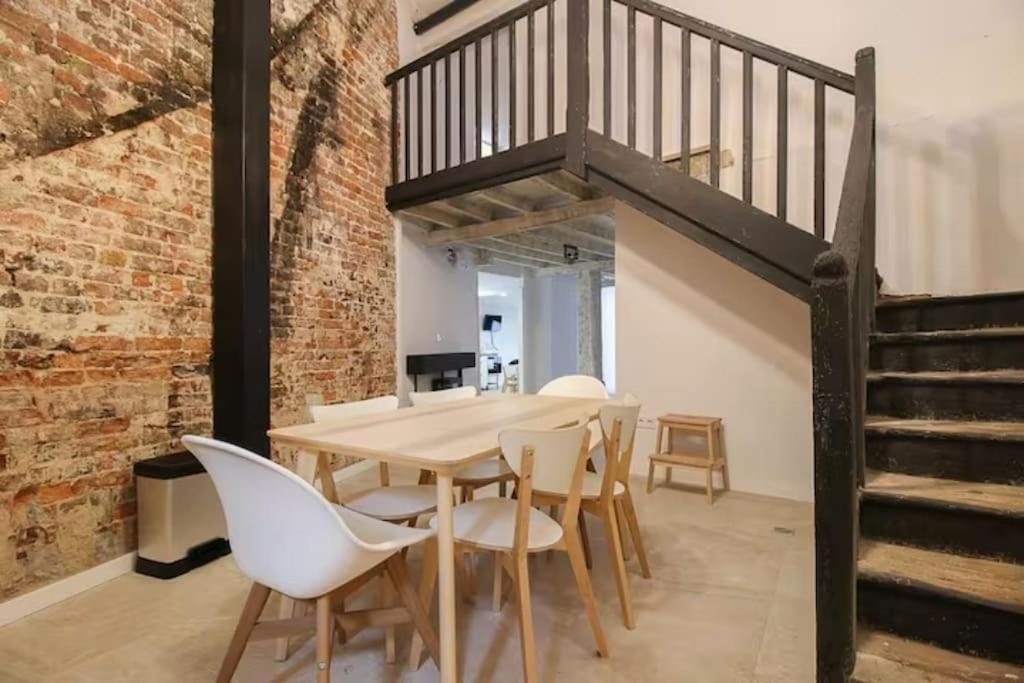 Vivienda En El Centro De Santanderアパートメント エクステリア 写真